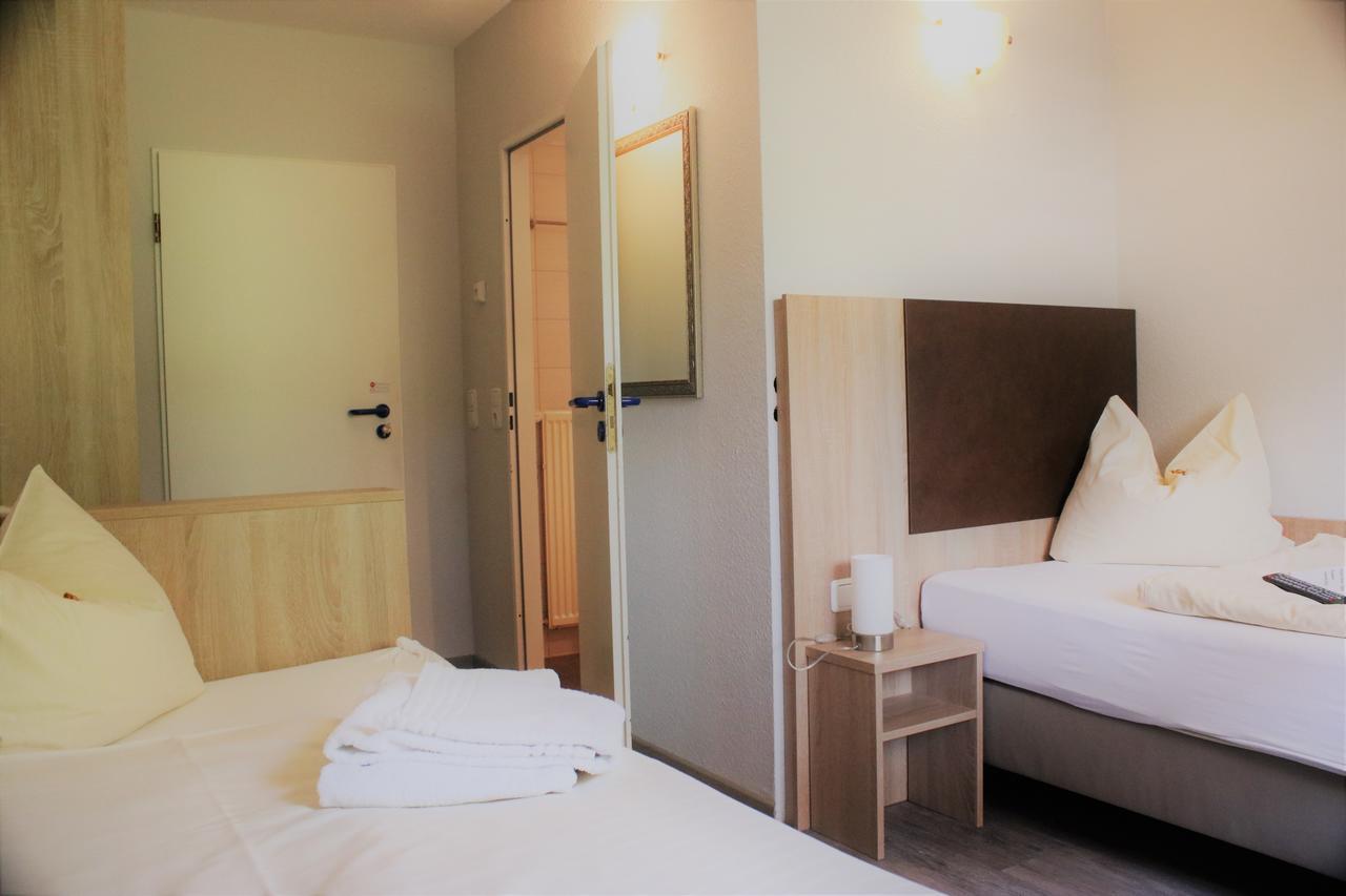 Hotel-Restaurant Tuexen Рендсбург Екстериор снимка